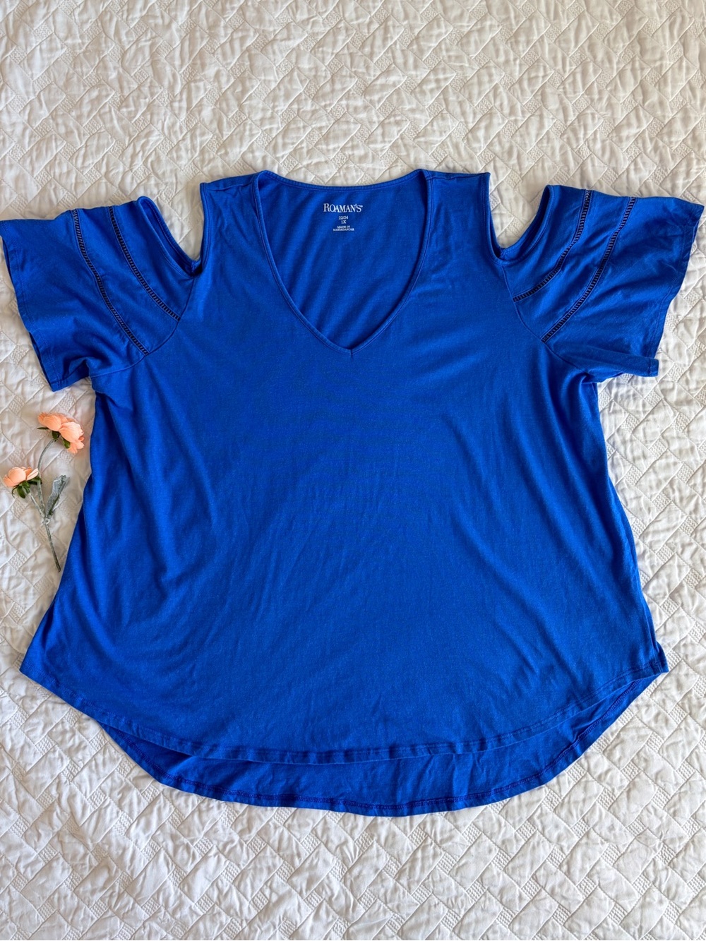 Roaman’s Cobalt Blue Cold Shoulder Top Size 22/24 1X V Neck Flutter Sleeve